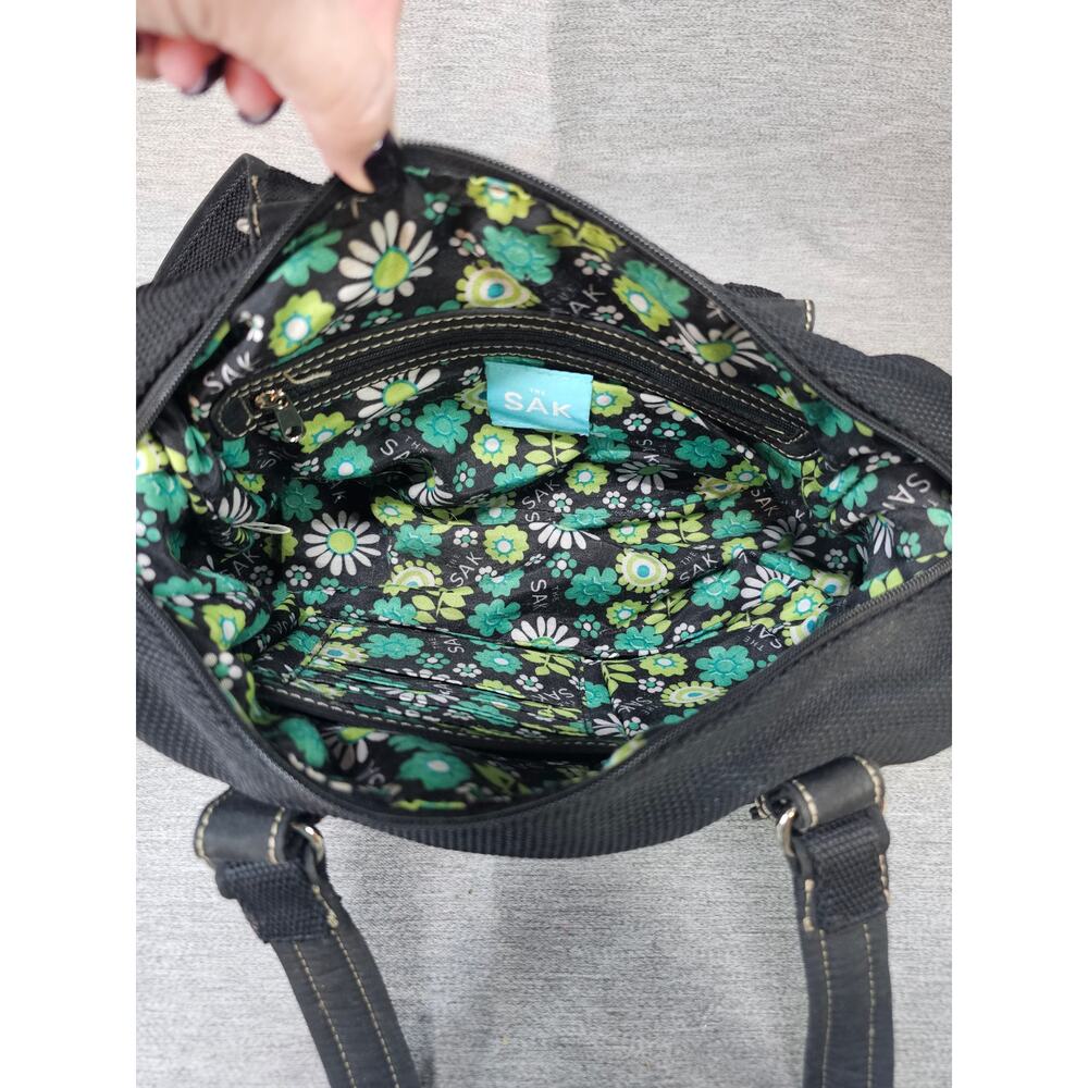 The Sak Black Rectangular woven shoulder bag with floral print liner - Picture 6 of 11